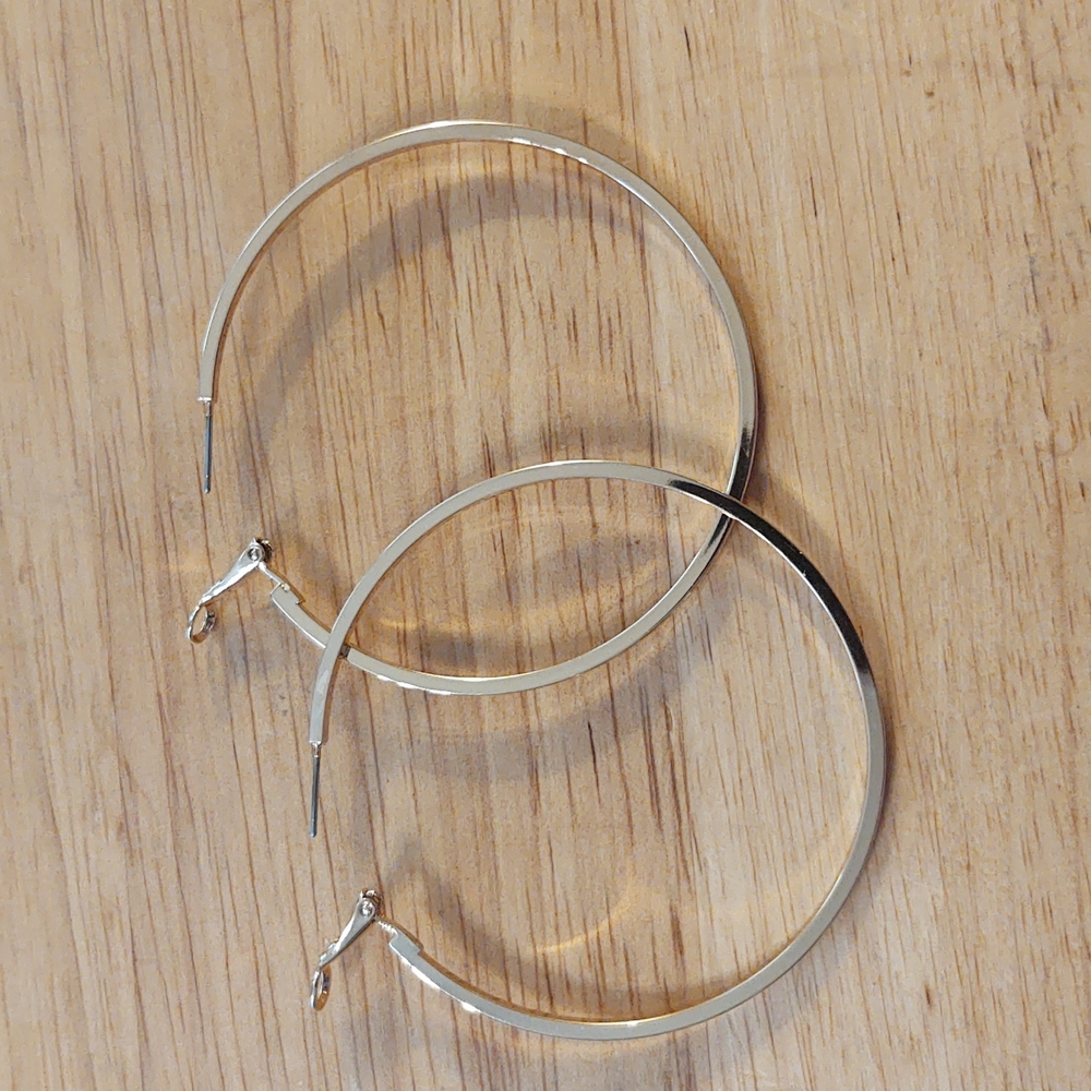 Premier Designs "Social" earrings